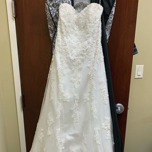 Maggie Sottero designer Wedding dress